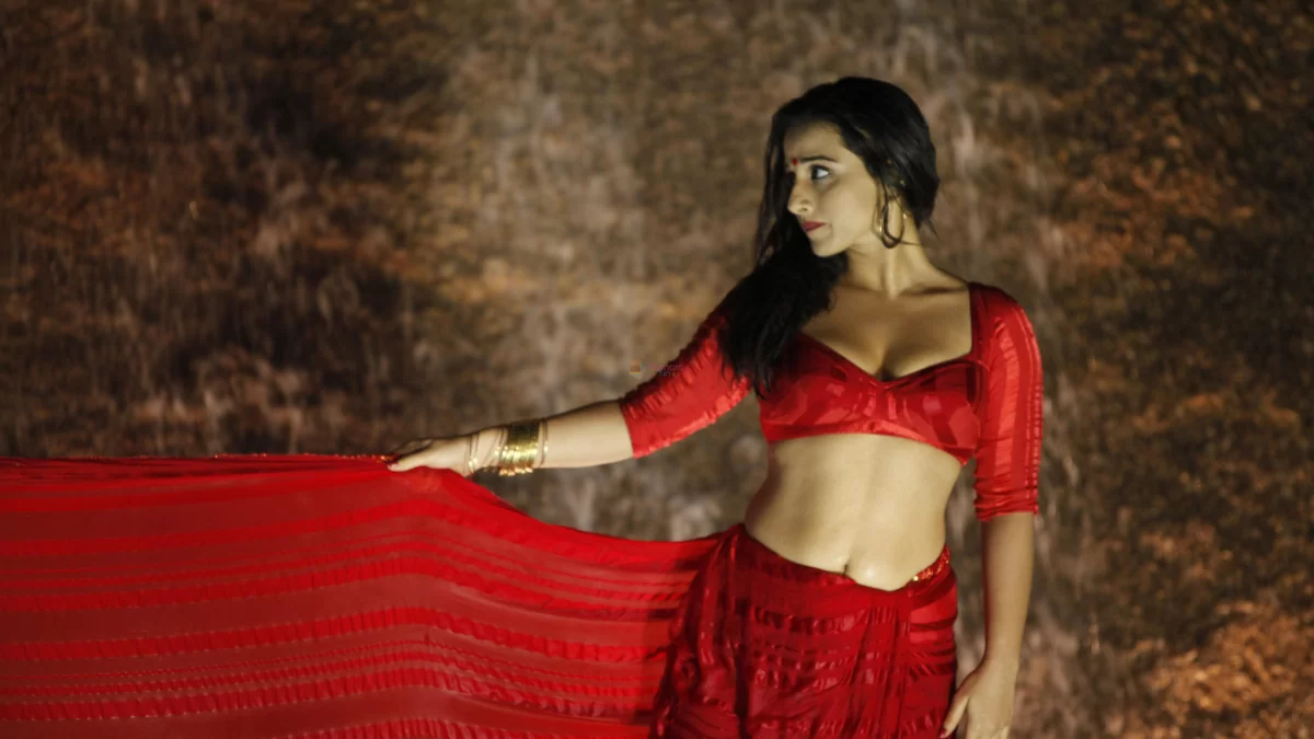 Vidya-Balan-1