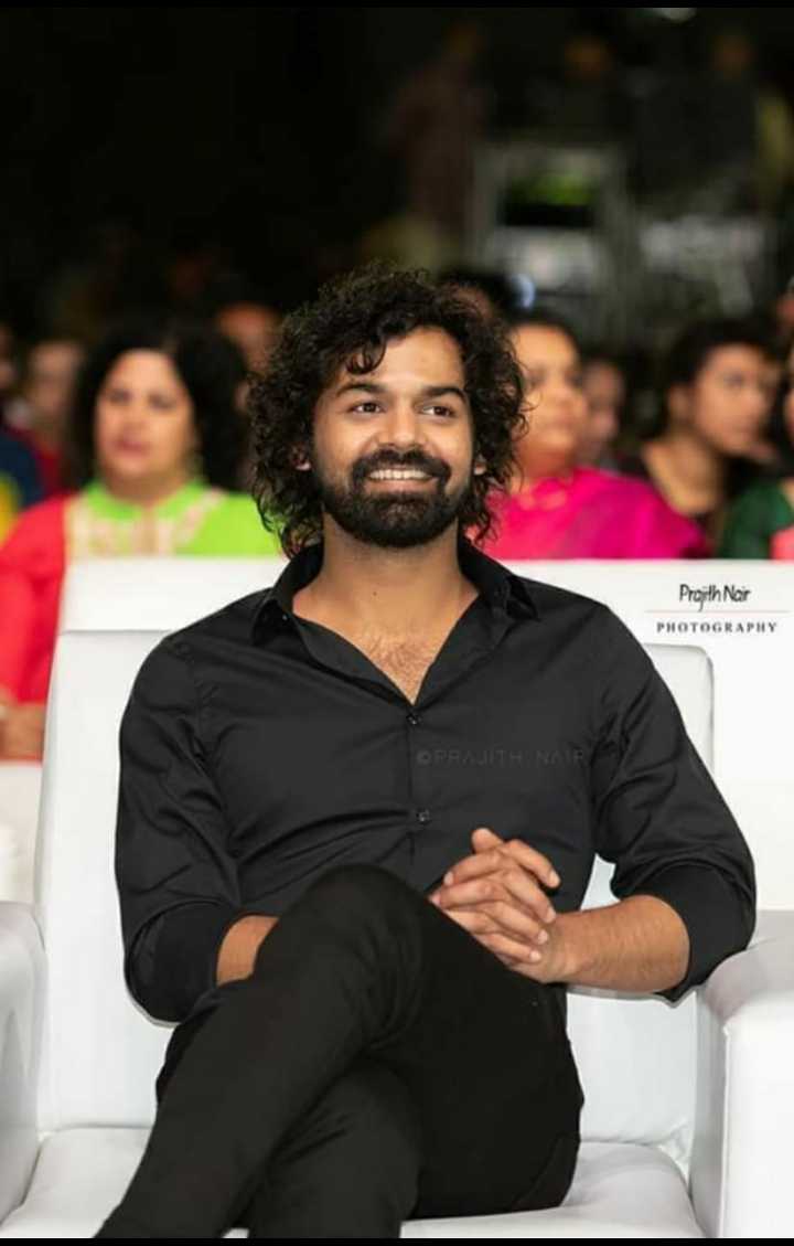 pranavmohanlalfans_21e45be9-5011-4566-a801-7f40b6ec9746-98ba7acf-9d0e-44a1-b377-bd84e4ad2223_cmprsd_40