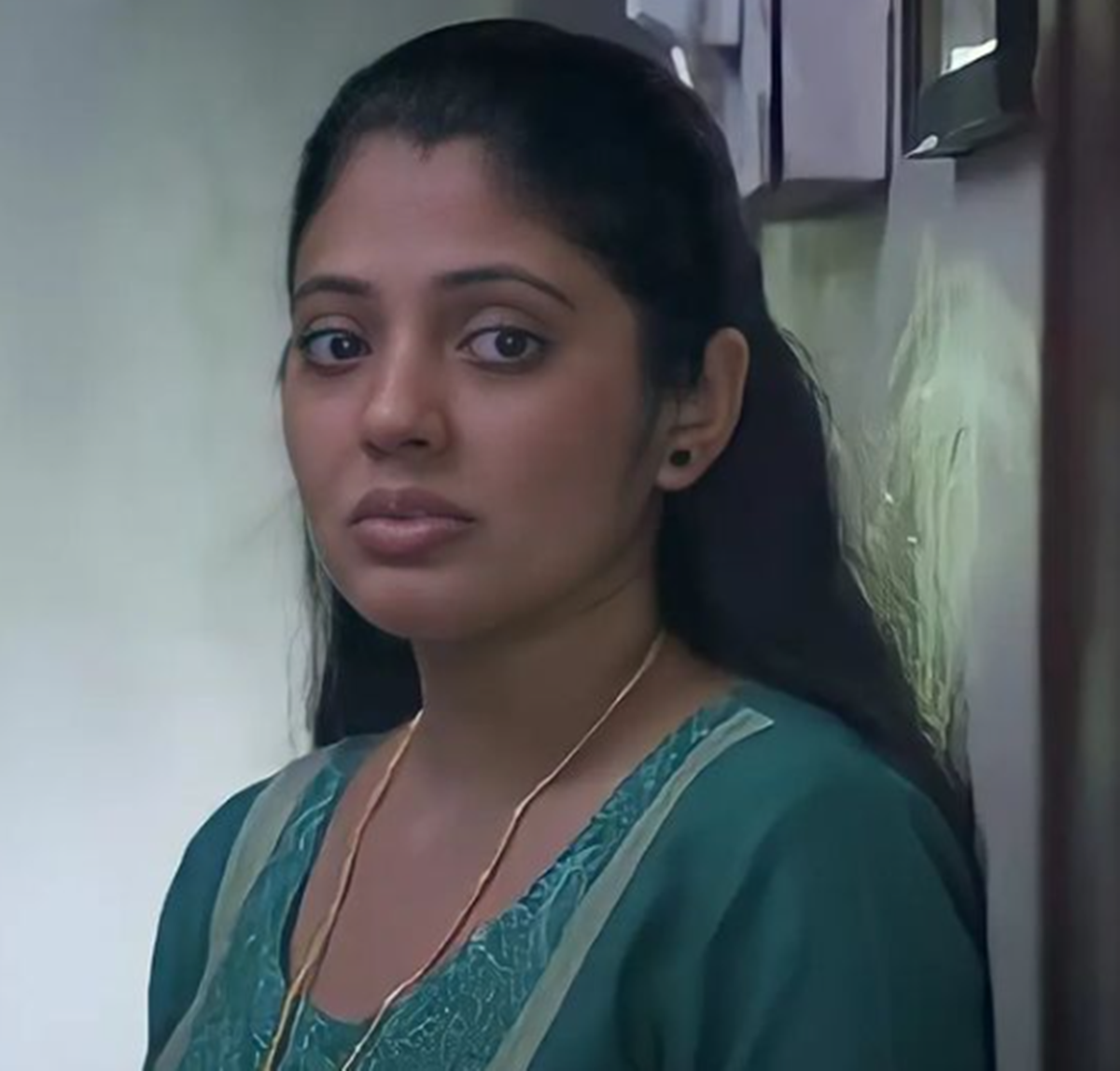 Veena Nandakumar 