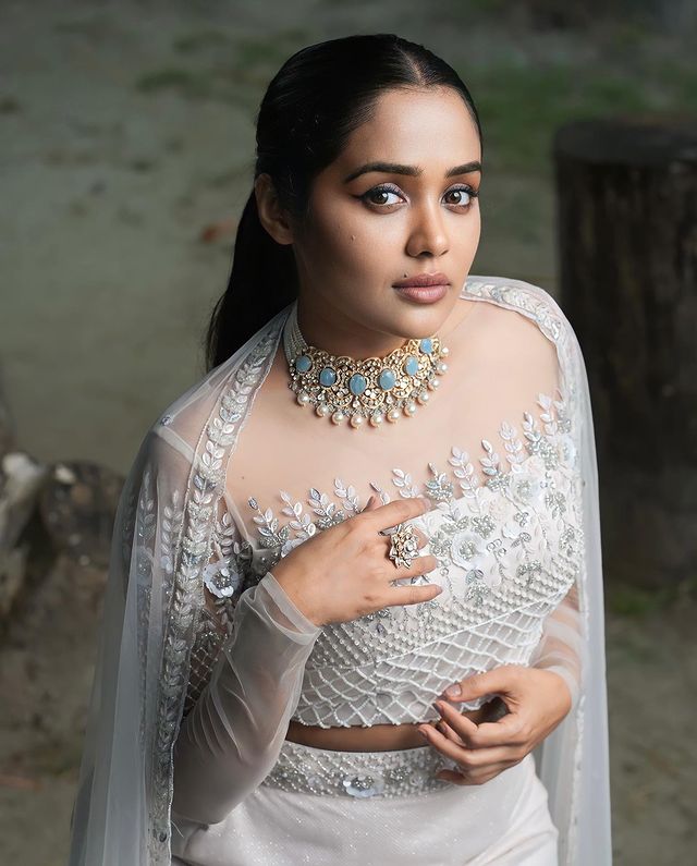 Ananya-4