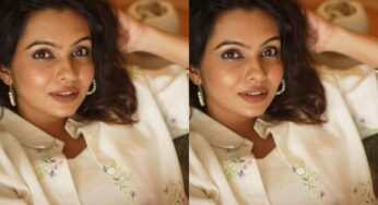 വെള്ളയില്‍ കിടിലനായി തന്‍വി റാം