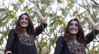 ബ്ലാക്കില്‍ അടിപൊളിയായി അനിഖ