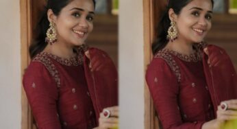 അതിസുന്ദരിയായി അനന്യ